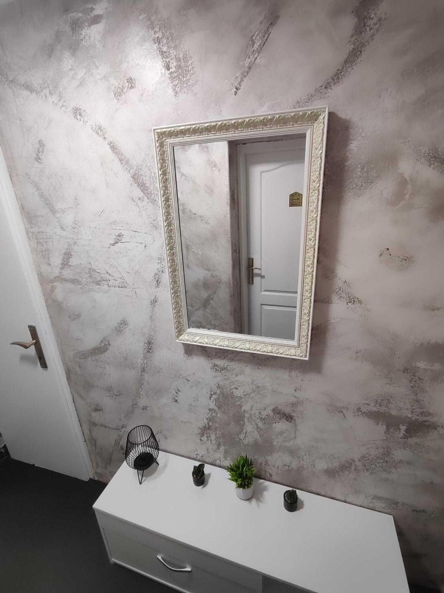 Studio Apartman Free Parking Rubikon Belgrado Exterior foto